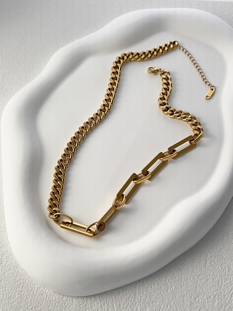 Half-link chain